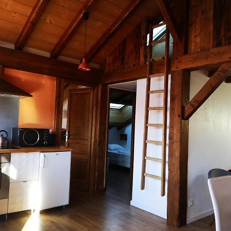 Petit Chalet Vieux Bois Bozel Exterior photo