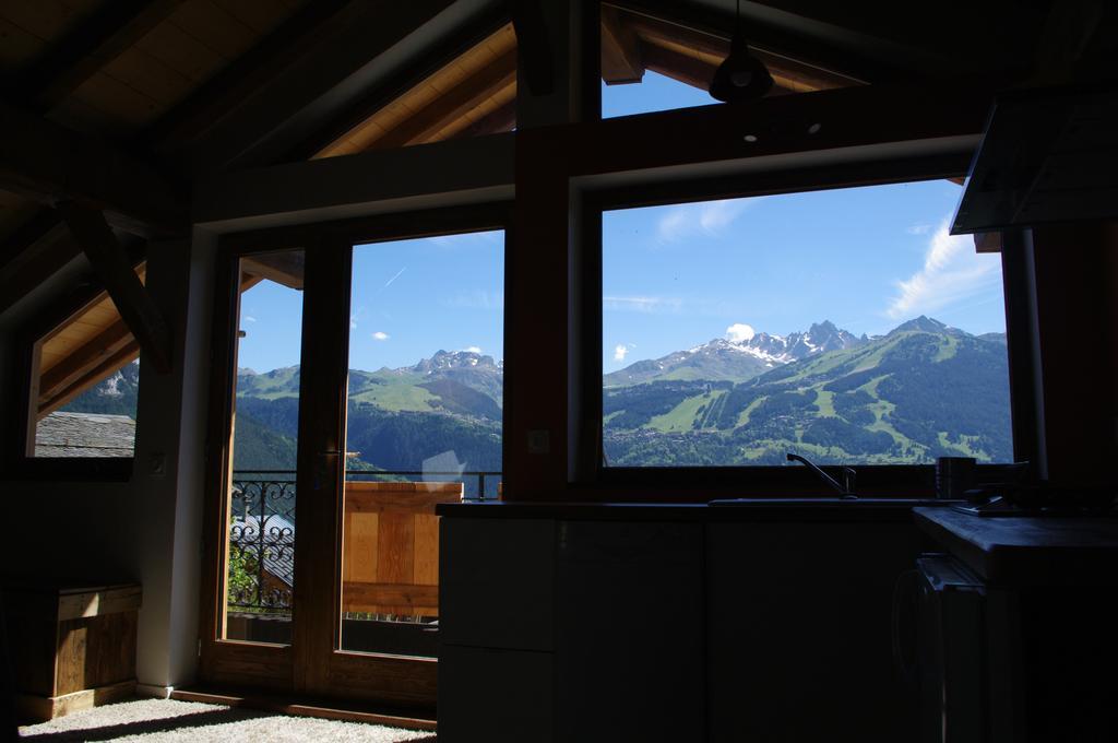 Petit Chalet Vieux Bois Bozel Exterior photo